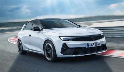 Opel Unveils All New Astra Gse Hot Hatchback With 221 Hp Plug In Hybrid