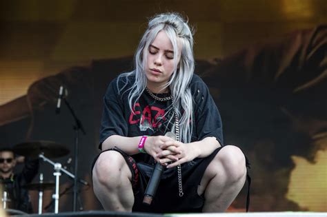 Billie eilish sings her heart out on stage with a guitar and she looks amazing. Billie Eilish Upcoming Album Set to Amaze - Tiger Times