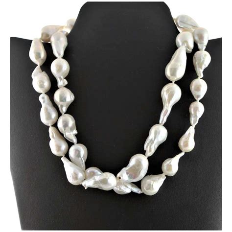 Natural Large Baroque Pearls Necklace In 2021 Baroque Pearls Necklace