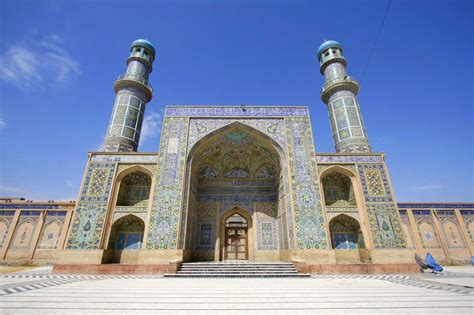 The Great Mosque Of Herat In Herat Afghanistan Beautiful Mosques