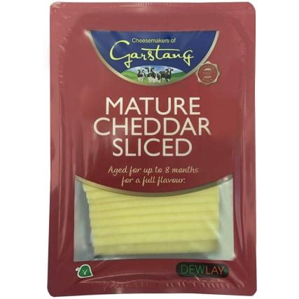 Sliced Mature Cheddar Cheese 200g Chilled Food B M