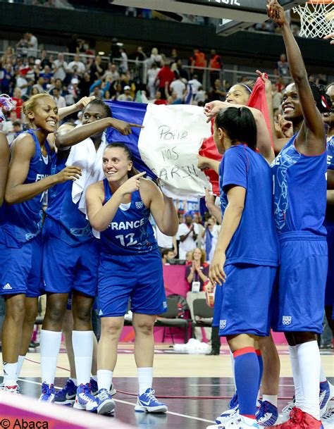 Storico traguardo per i ragazzi guidati dal duo schiappacasse/cenere e dal preparatore. JO 2012/basket : les Bleues en finale face aux Etats-Unis - Elle