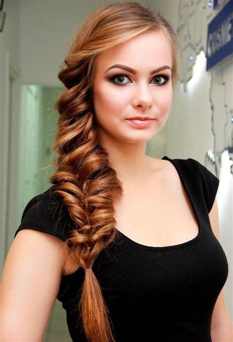 40 Hairstyles For Prom Night With Braids And Curls