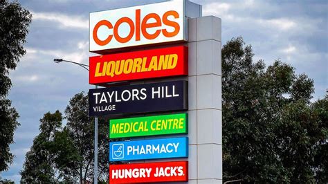 How To Get The Best Pylon Sign For Your Business And Separates You From