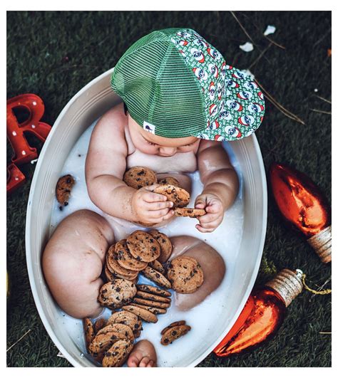 Pour enough breastmilk into the water to make the water cloudy. Milk & Cookies baby bath! #milk #bath #photoshoot #baby ...