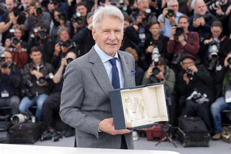 Harrison Ford Harrison Ford Gets Emotional After Receiving Honorary