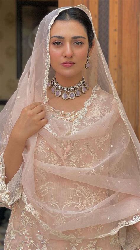 Pakistani Actress Sara Khan Looks Stunning In These Suit Looks
