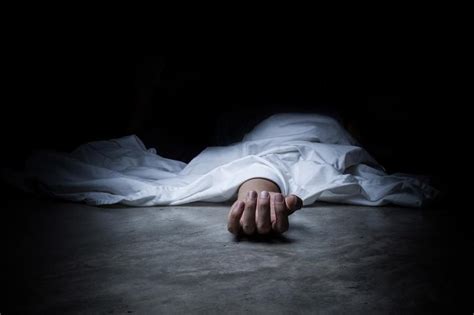 bengaluru 67 year old man dies of epileptic attack during sex girlfriend and her kin dump body