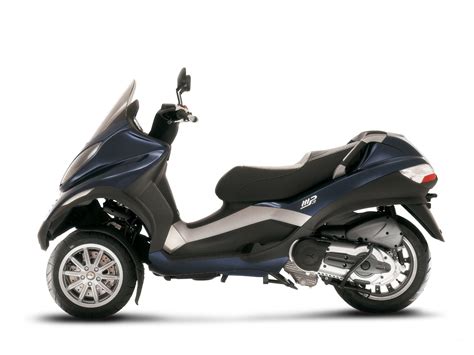 Mp3 is an acronym of moto piaggio a 3 ruote, italian for piaggio motorcycle with 3 wheels). 2008 PIAGGIO Mp3 400ie Scooter pictures, specifications