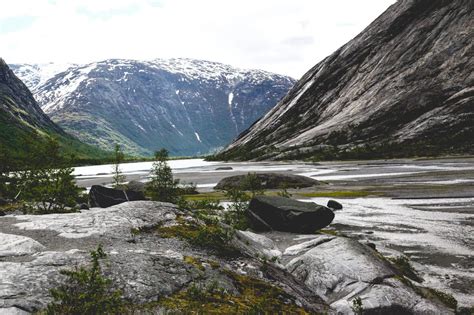 Nigardsbreen Une Blonde En Norvègeune Blonde En Norvège