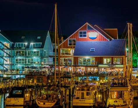 Months ending in r be damned, i pull up a stool at j's seafood dock's oyster and seafood bar and slurp down half a dozen gulf fatties before moving to alberto's wine and cheese bistro. Visit Annapolis - Eastport