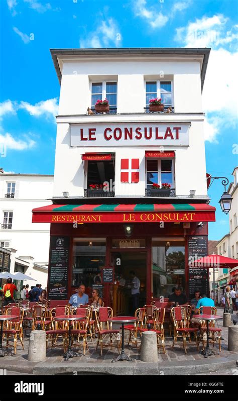 Paris Corner Cafe Montmartre High Resolution Stock Photography And