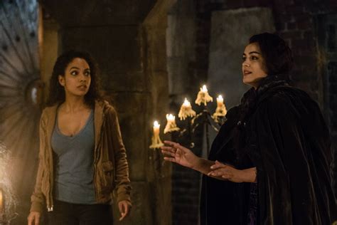 New Promo And Stills For Sleepy Hollow Season 3 Episode 13 Dark Mirror