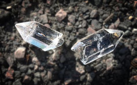 How To Dispose Of Broken Crystals Carrying Your Energy? - Minerals Geek