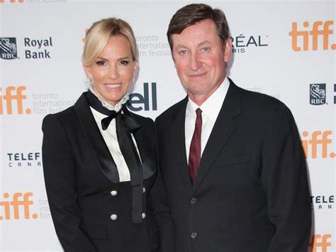 Pga Star Dustin Johnson And Paulina Gretzkys Relationship