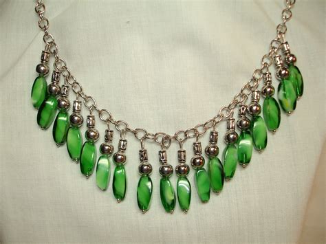 Green Glass Dangle Necklace Beautiful Green Givre Glass Etsy