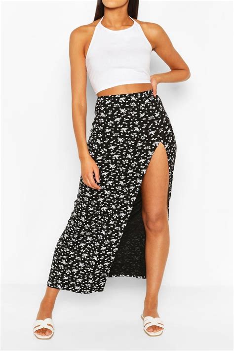 Ditsy Floral Side Split Maxi Skirt Boohoo In 2021 Maxi Skirt Outfit