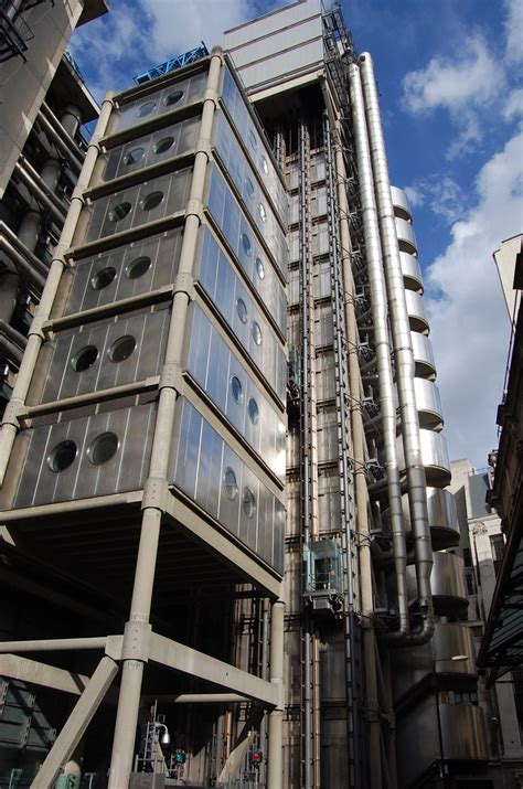 Richard Rogers La Lloyds Building Londres Lankaart Batiment