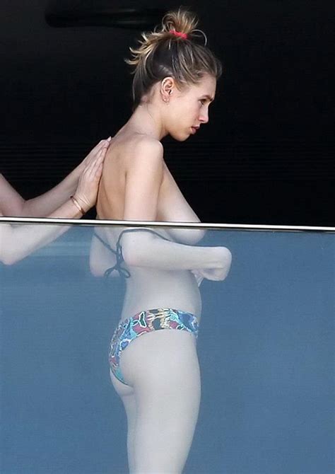 Dylan Penn Topless Paparazzi Pics Uncensored