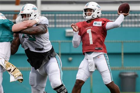 Dolphins Debut Rookie Tua Tagovailoa In Win Over Jets