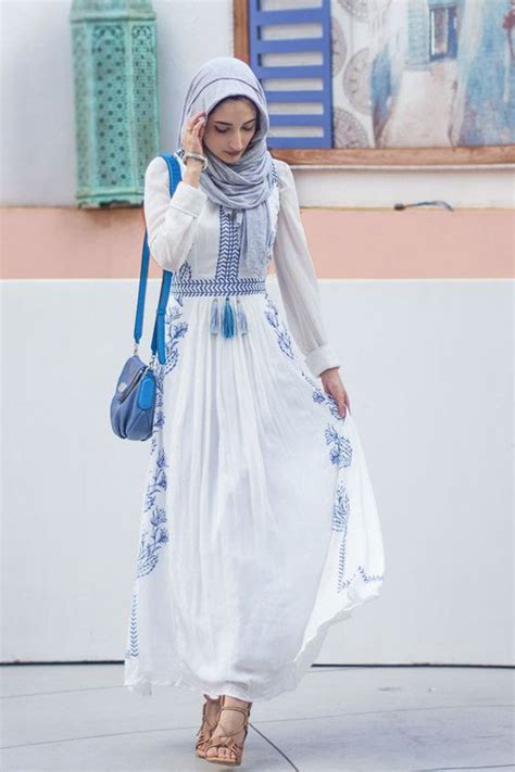 30 Cute Hijab Outfit Ideas For Chic Eid Gatherings Muslim Outfits