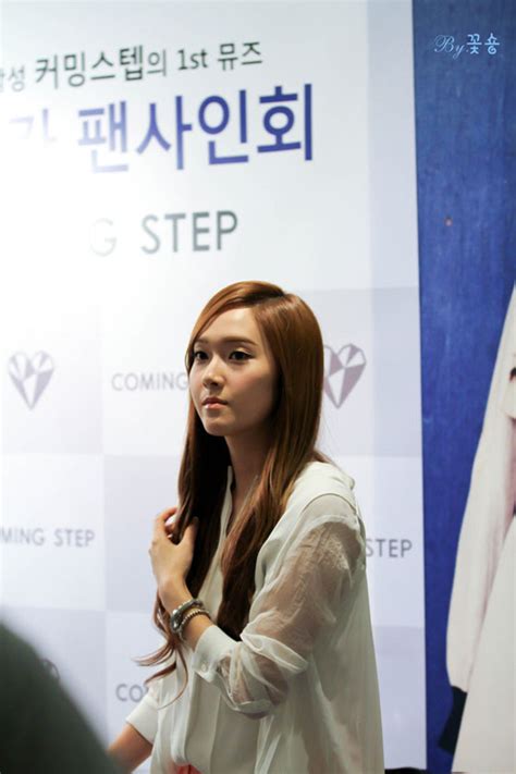 Jessica Coming Step Fan Signing Snsd Pics