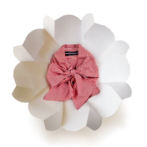 Secure, Self-locking, Origami Magnolia Flower Packaging — Aphinitea Packaging | Packaging ...