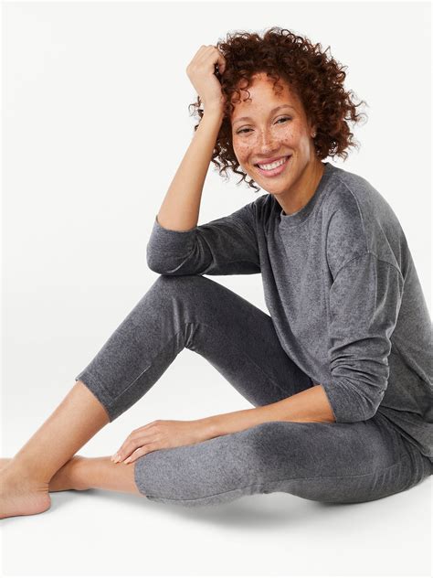 Joyspun Womens Velour Top And Sleep Pants Pajama Set 2 Piece Sizes S