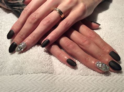 Calgel Jet Black And Diamond Glitter With Shattered Glass