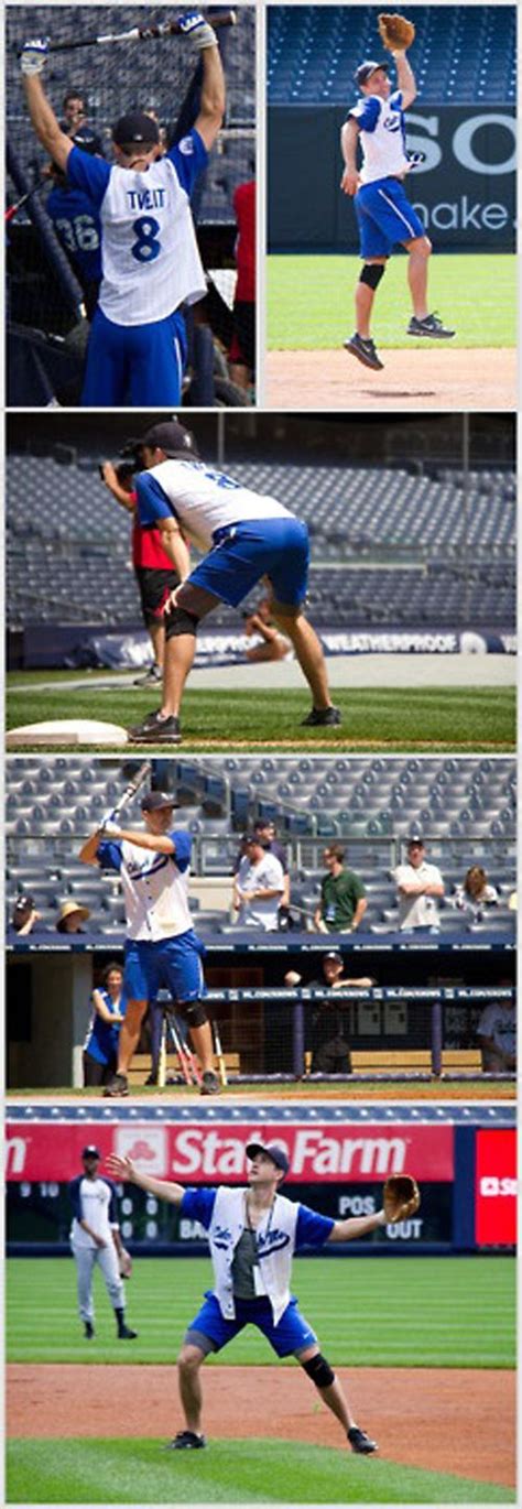 Aaron Tveit Playing Baseball D Omg Amazingggg Aaron Tveit Aaron