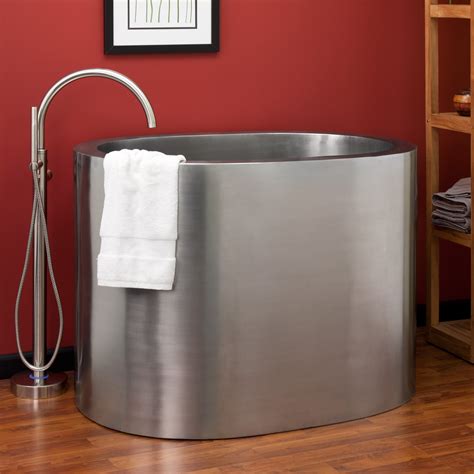 Ofuro or japanese soaking tubs are truly the art of the bath. Japanese Style Soaking Tub: Give Asian Accent to Your ...