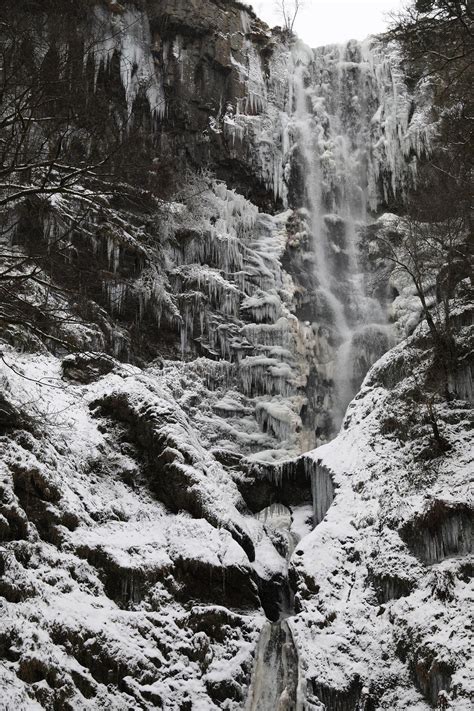 Stunning Snaps Show Frozen Llanrhaeadr Waterfall Shropshire Star