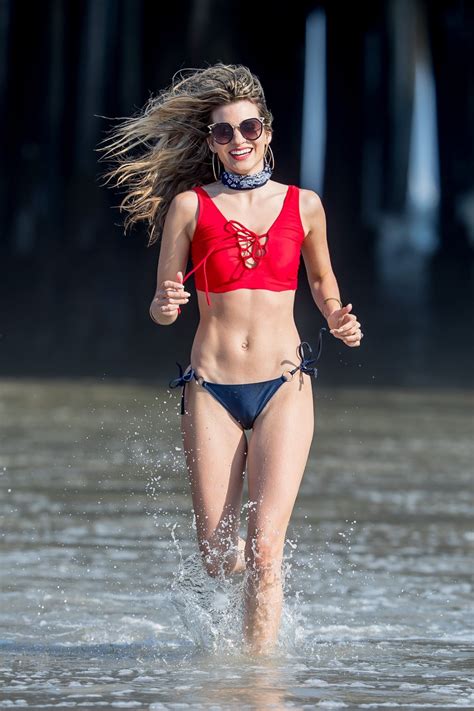 Rachel Mccord Shows Off Her Bikini Body Santa Monica Beach Celebmafia