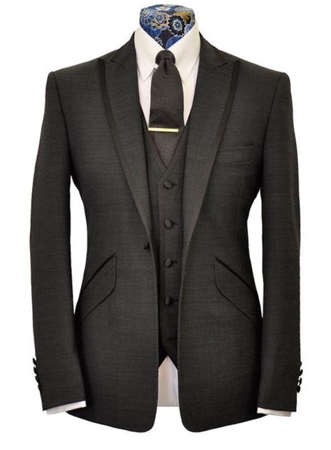 Bespoke Suit Makers At Rs 4000 Men Suits In Mumbai Id 10521043388