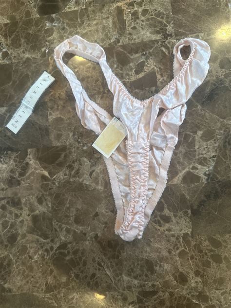 nwt vtg 80s 90s delicates shiny satin bikini string panties sz 6 pink sissy silk ebay