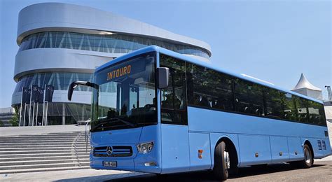 September 2022 Mercedes Benz Intouro Busnetz
