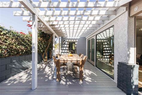 24 Covered Deck Ideas To Shade Your Outdoor Space