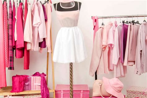 What Colors Go With Pink Clothes Outfit Ideas And Styling Tips