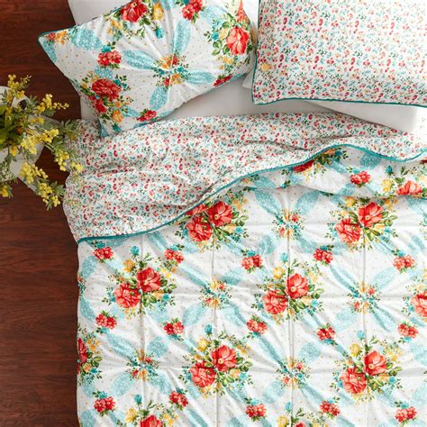 The Pioneer Woman Vintage Floral 3 Piece Quilt Set King