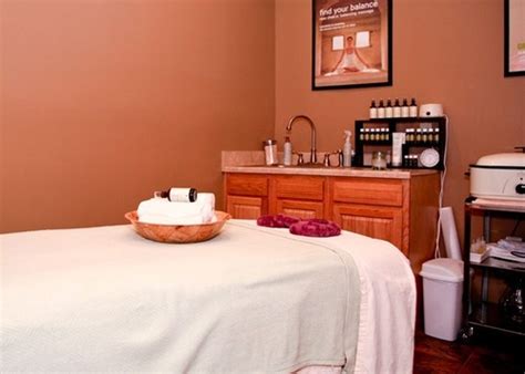 Soluna Massage Find Deals With The Spa And Wellness T Card Spa Week