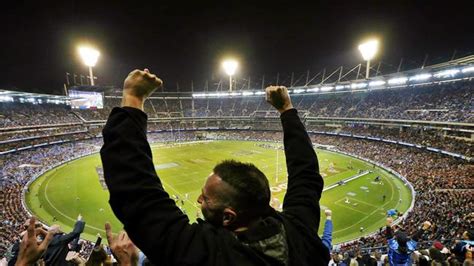 Mcg State Of Origin Rugby League Record Crowd Cements Melbourne As