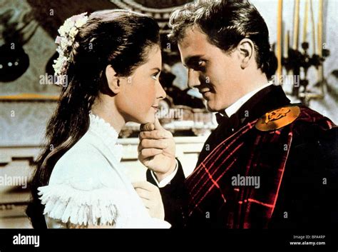 DIANE BAKER & PAT BOONE JOURNEY TO THE CENTER OF THE EARTH (1959 Stock