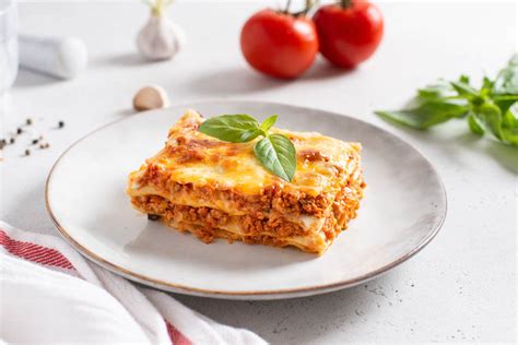 Is Lasagna Healthy Nutrition And Calories Healthreporter