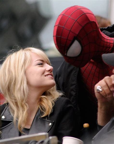 emma stone on the set of the amazing spider man 2 gwen stacy emma stone emma stone andrew