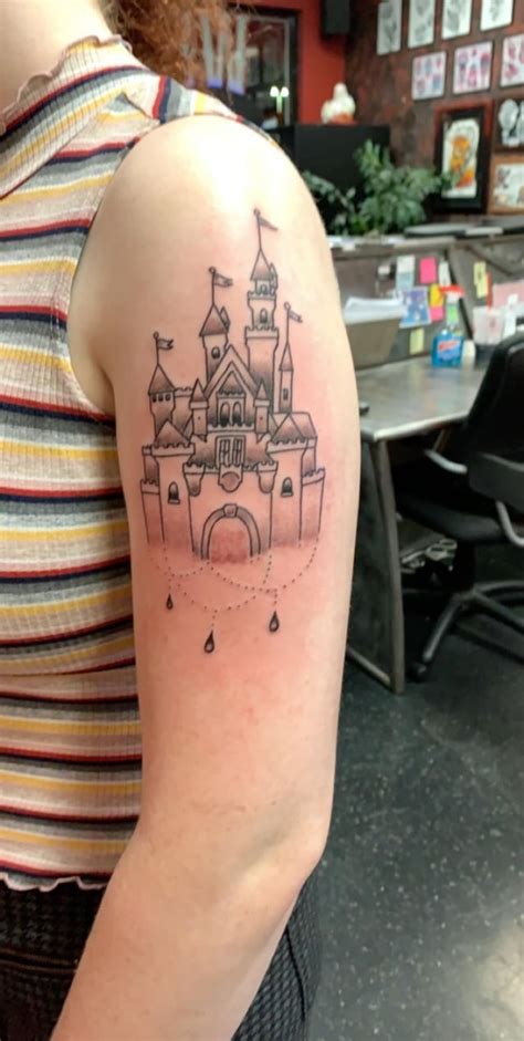 Fresh Disneyland Tattoo 💖💖 Disneyland