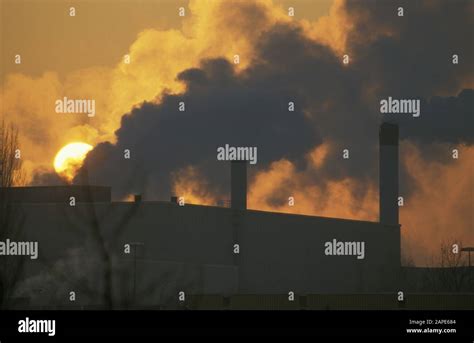 Luftverschmutzung Air Pollution Stock Photo Alamy