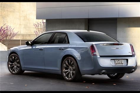 Next Chrysler 300c To Go Front Wheel Drive Use Pacifica Platform