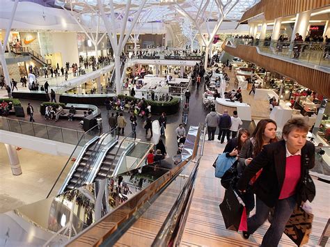 Visit us for an endless shopping experience today! Shopping-Center bauen in Deutschland einen Bereich aus ...