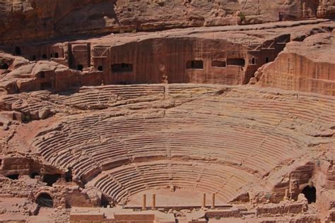 Jordan The Secret Trail In The City Of Petra