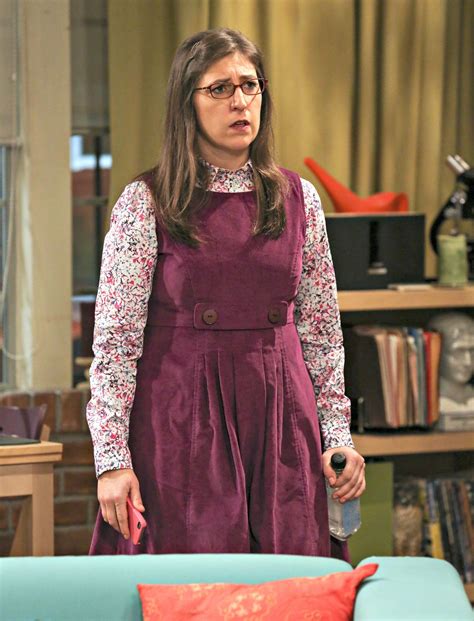 Big Bang Theory 20 Pics Of Amys Transformation Through The Years
